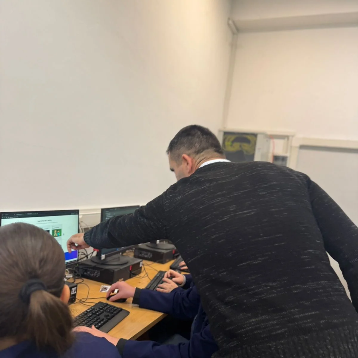 Vizitë nga Coding Training Academy në kuadër të Hour of Code